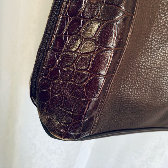 TIGANELLO Shoulder Bag. - Picture 3 of 7